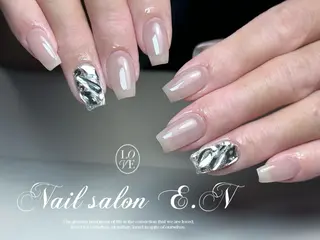 ネイル E.N🦋 長さ出し/持ち込みのネイルデザイン