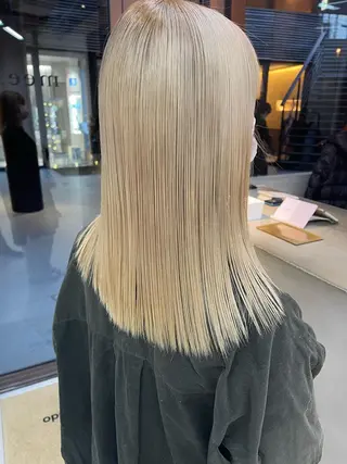 セミロング カラー mee.urawa所属・似合わせショート×透 明感/やじまたかしのヘアスタイル