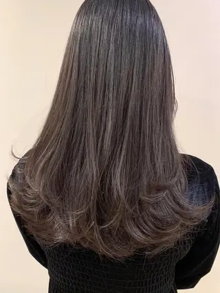 セミロング Nico所属・Nico🌛 Karenのネイルデザイン