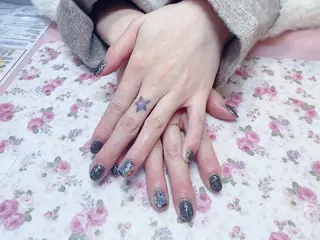 ネイル LEDアイラッシュ ∩_∩アオイのマツエク・マツパデザイン