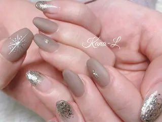 ネイル 芦辺 香奈のネイルデザイン