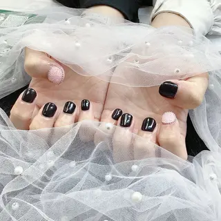 ネイル パーツ全部¥110 サロンミミのネイルデザイン