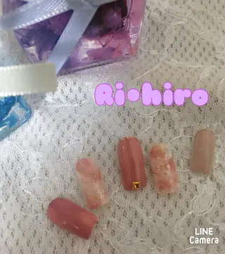 ネイル ネイル＆フラワーサロン〜Ri✦hiro〜鳥栖店所属・HIRATA RIEのネイルデザイン