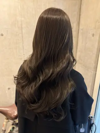 ロング カラー ROCCA hair eje. 千晴のヘアスタイル