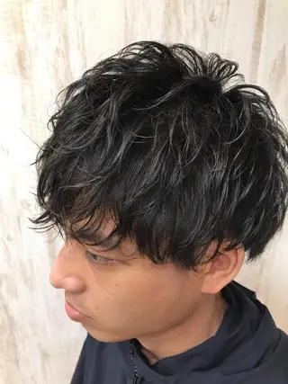 パーマ メンズ ファミールヘア所属・メンズパーマ波巻き 🌳大森悠登🌳のヘアスタイル