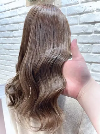 ロング カラー ICHIGO 大山所属・emma 星野のヘアスタイル