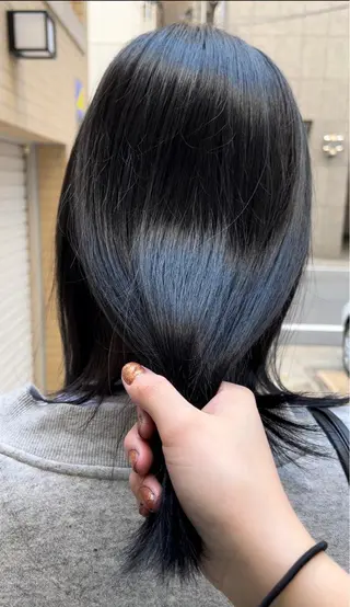 カラー えんぐちとも／透明感 カラー／博多ボブのヘアスタイル