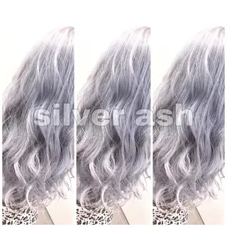 ロング カラー 💓シールエクステ ルミエールのヘアスタイル