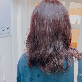 ミディアム カラー オオネザワ ユカのヘアスタイル