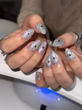 ネイル Nail Salon L'arc所属・💊大阪/心斎橋 moni🧠のネイルデザイン