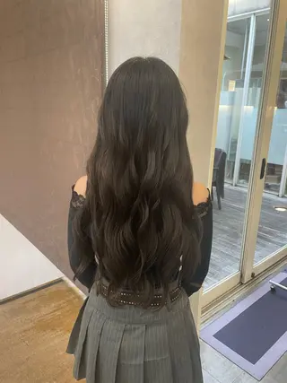 YUE(ユエ)☁️ アユナのヘアスタイル