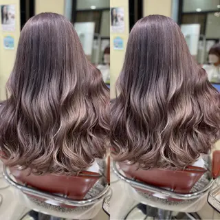 セミロング Y Uのヘアスタイル