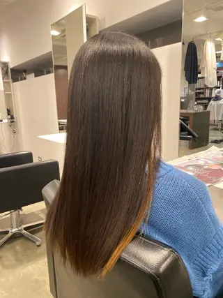 ロング パーマ コテ巻き風パーマ🫧 韓国パーマ反町海大のヘアスタイル