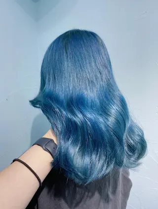 ミディアム カラー ヘアアレンジ 韓国レイヤーカット/ 儚げカラーチナツのヘアスタイル