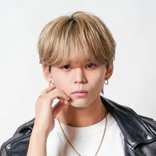 ショート カラー パーマ メンズ 🔥メンズ🔥かっこ いいが正義！代表柿崎のヘアスタイル