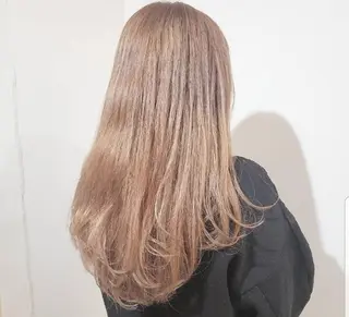 ロング 🇰🇷透明感×ハイ トーン🌟tomoのヘアスタイル