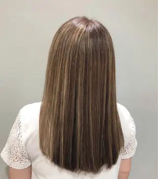 ロング カラー 唐澤 千尋のヘアスタイル