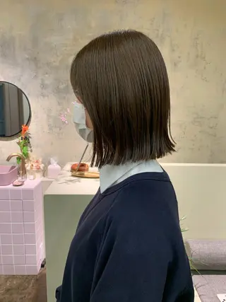 ミディアム カラー yupi🐈‍⬛ レイヤー/パーマのヘアスタイル