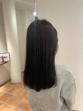 セミロング ホリグチ ルナのヘアスタイル