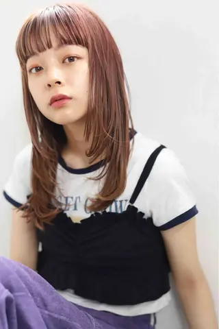 セミロング Ang 山口 莉沙のヘアスタイル