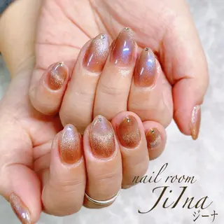 ネイル JiIna nailのネイルデザイン