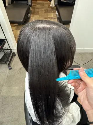 ロング カラー 近藤 愛理のヘアスタイル