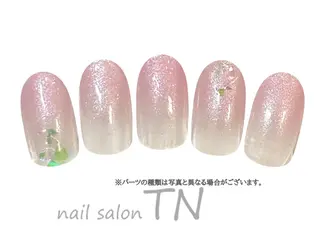 ネイル 中島 実穂のネイルデザイン