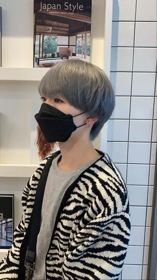 カラー メンズ 荒谷 薫のヘアスタイル