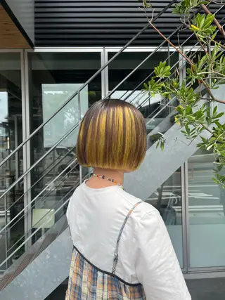 カラー 和泉田 真白のヘアスタイル