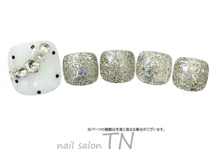 ネイル 矢川 まどかのネイルデザイン