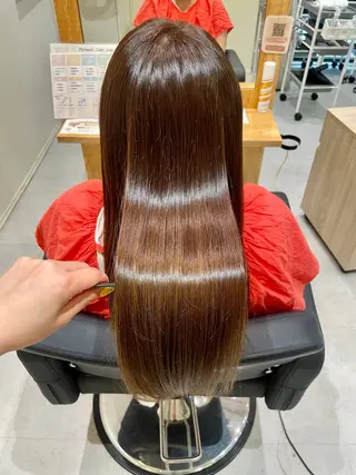 ロング パーマ 小森 樹奈のヘアスタイル