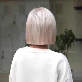 ショート TIDEHAIR JUNYAのヘアスタイル