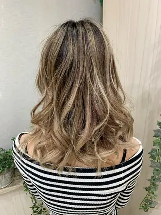 セミロング 【全部無料🙇】 おがわようしんのヘアスタイル