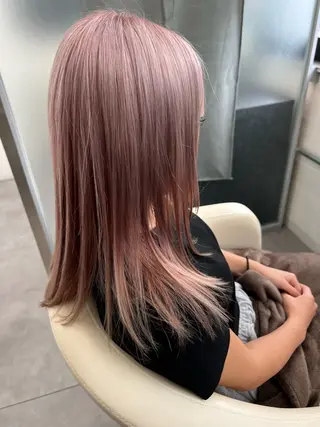 カラー ハイトーン /愛子のヘアスタイル