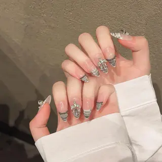 ネイル Amy 🤍のネイルデザイン