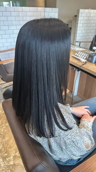 ミディアム カラー 北川 ななのヘアスタイル