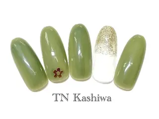 ネイル 橋立 亜美のネイルデザイン