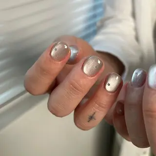 ネイル younail所属・Younail 🍇のネイルデザイン