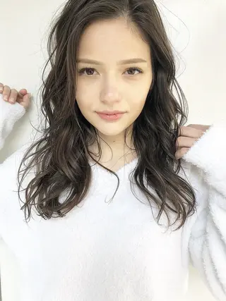 ロング カラー パーマ ヘアアレンジ メンズ キッズ ネイル マツエク・マツパ アイブロウ 韓国風×透明感カラー 髪質改善オタベシンヤのヘアスタイル