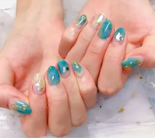 カラー ネイル Q Free nailsのネイルデザイン