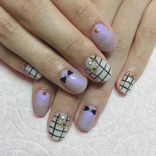 ネイル THECOLORS所属・近貞 莉奈のネイルデザイン