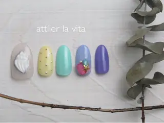 ネイル atelier la vita所属・lavita. mimuraのネイルデザイン