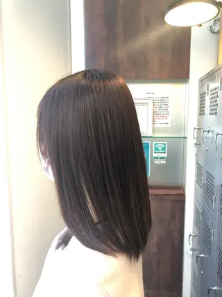 ミディアム カラー mai🐷髪質改善 🖤透ける暗髪🖤のヘアスタイル