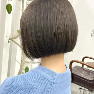 ショート カラー 天王寺髪質改善なら よしみさん✨のヘアスタイル