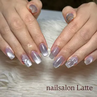 ネイル Nailsalon Latteのネイルデザイン