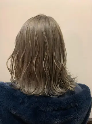 ミディアム 大宮/山口 竣也のヘアスタイル