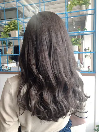 ロング カラー Ate by little所属・青木 梢のヘアスタイル