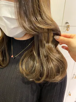 セミロング カラー knock【ノック】所属・烏丸韓国ヘア🇰🇷 ayaka🎀のヘアスタイル