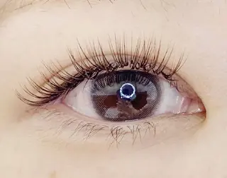 マツエク・マツパ emu所属・emu by  eightyのマツエク・マツパデザイン