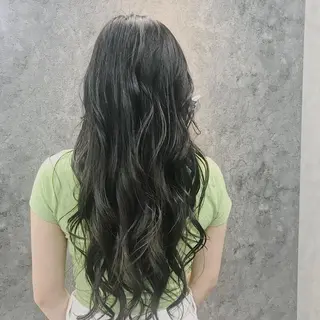 セミロング 所渉/韓国レイヤー /ウルフカットのヘアスタイル